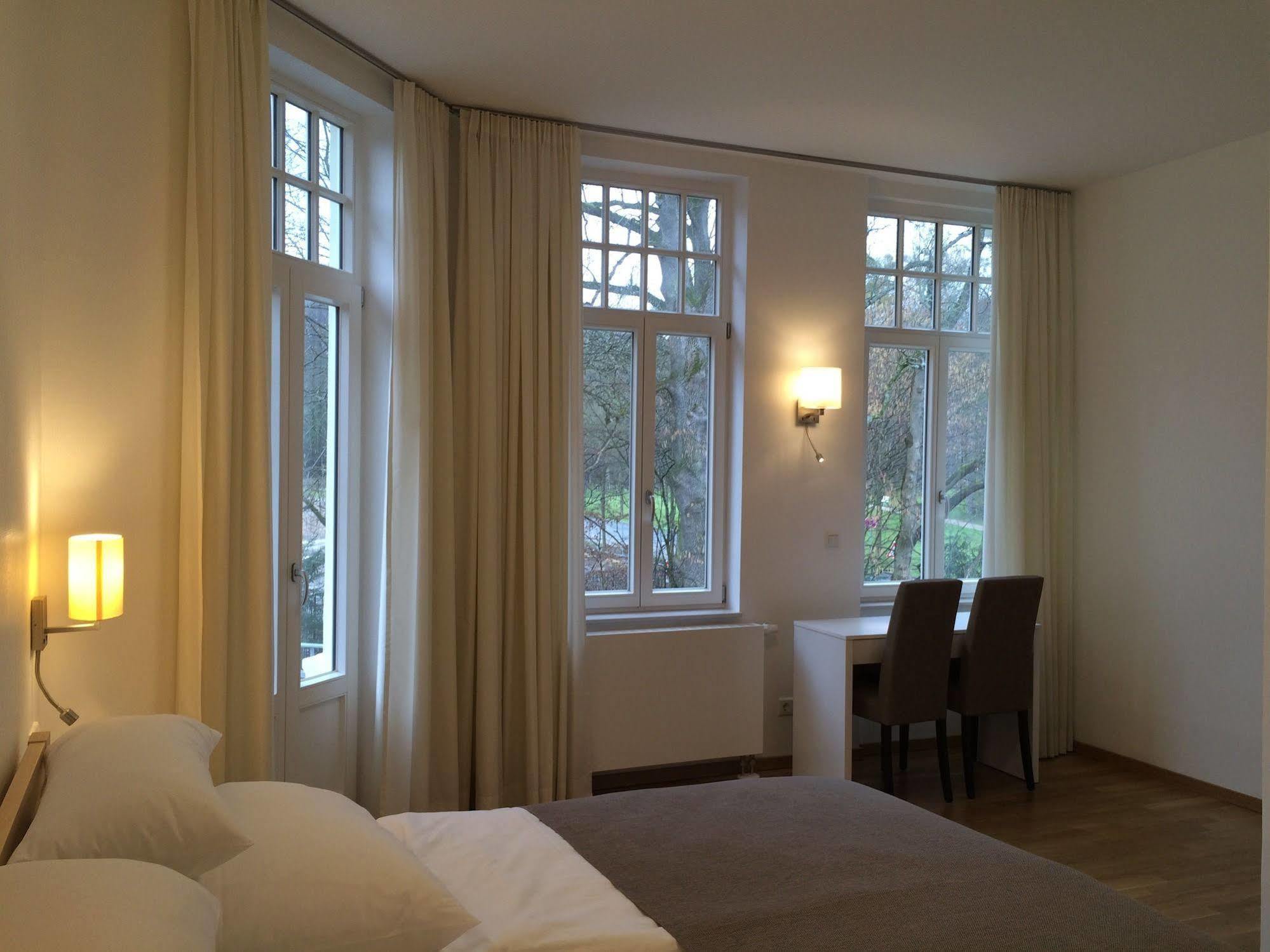 Appartements Am Kurpark Bad Pyrmont Εξωτερικό φωτογραφία